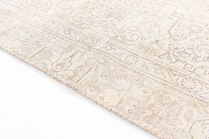 Detail image of 6' x 9' Hand Knotted Ultra Vintage Persian Wool Rug