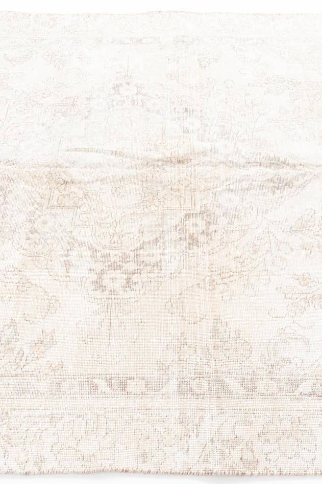 Detail image of 170cm x 275cm Hand Knotted Ultra Vintage Persian Wool Rug