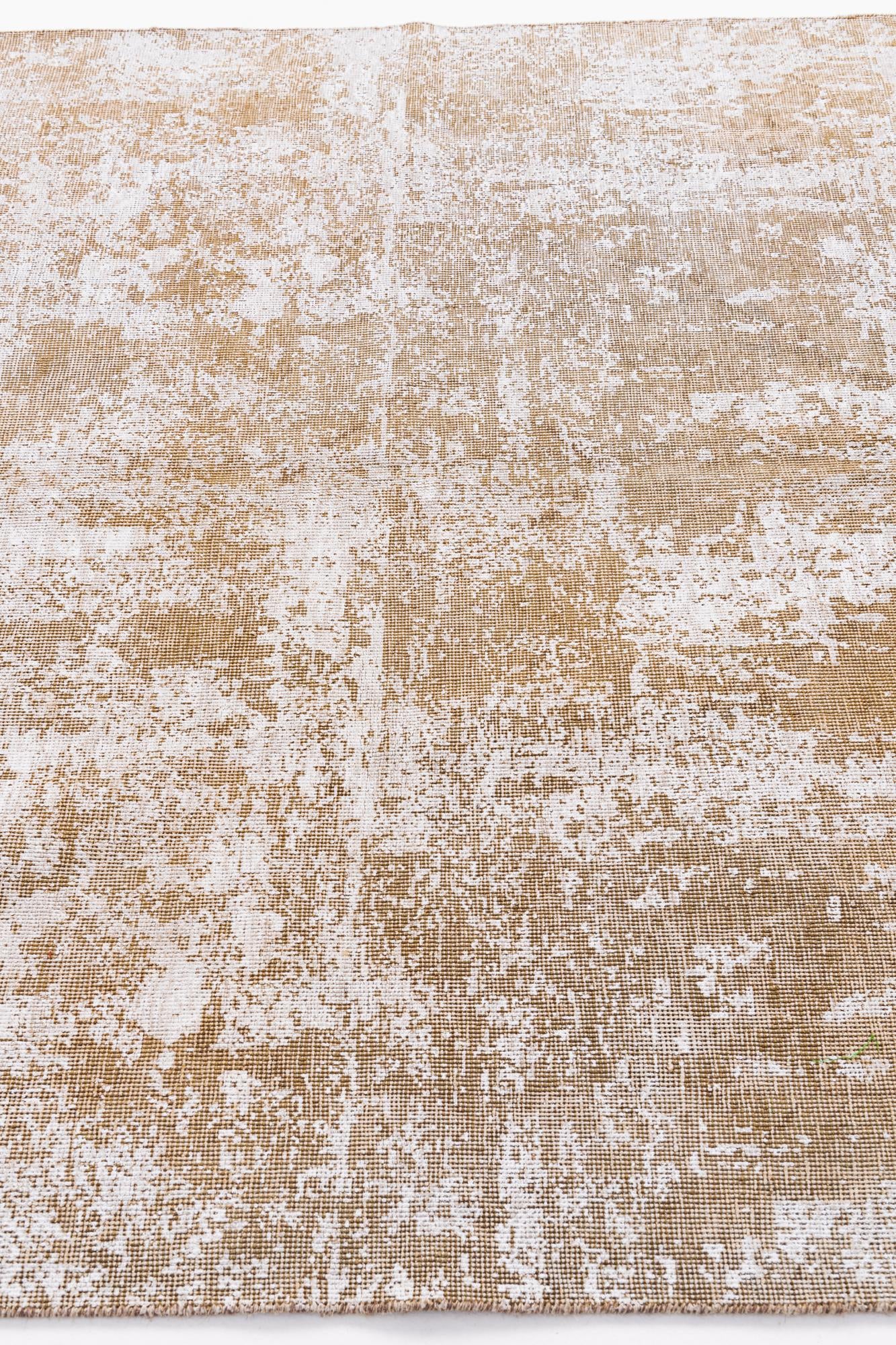5' 9 x 9' Hand Knotted Ultra Vintage Persian Wool Rug