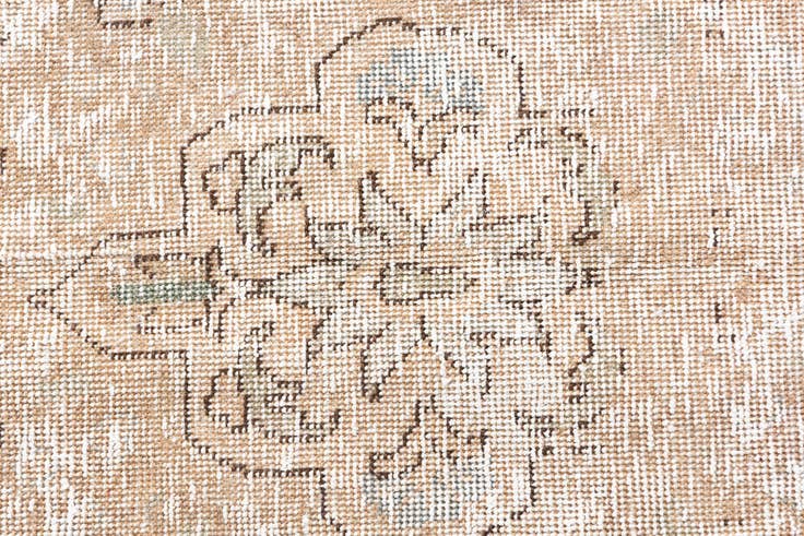 Detail image of 5' 7 x 9' 3 Hand Knotted Ultra Vintage Persian Wool Rug