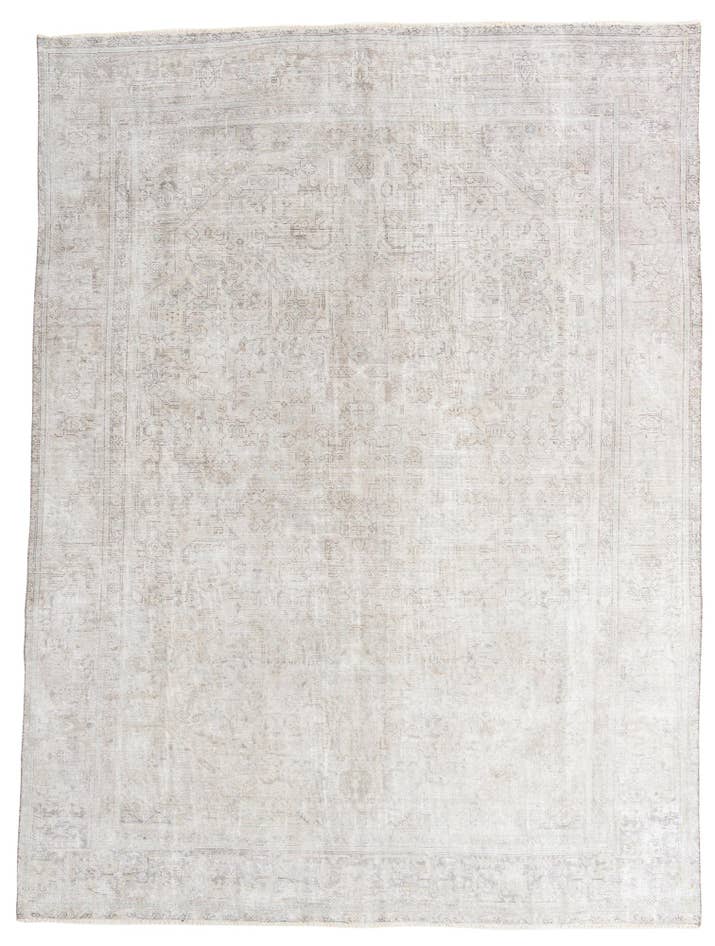 Detail image of 9' 1 x 12' 4 Hand Knotted Ultra Vintage Persian Wool Rug