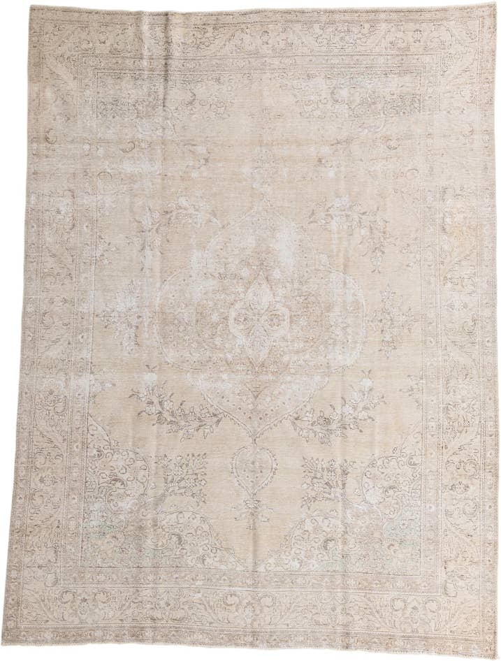 Detail image of 9' 6 x 12' 8 Hand Knotted Ultra Vintage Persian Wool Rug