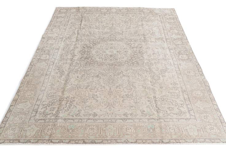 Detail image of 8' x 10' 7 Hand Knotted Ultra Vintage Persian Wool Rug