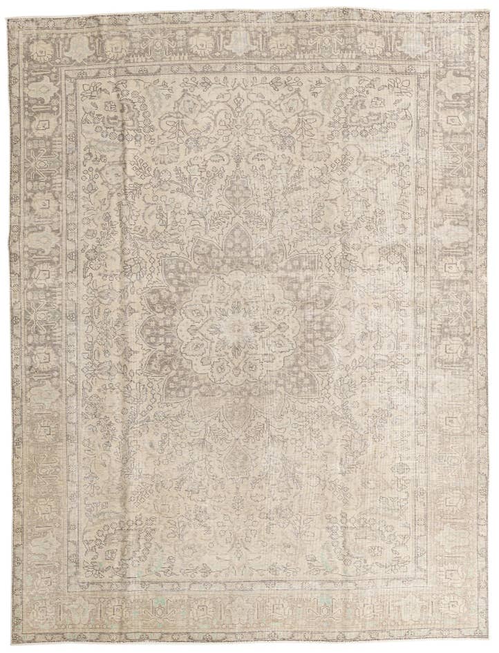 Detail image of 8' x 10' 7 Hand Knotted Ultra Vintage Persian Wool Rug