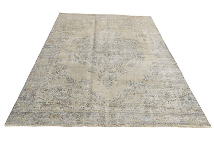 Detail image of 6' 1 x 8' 10 Hand Knotted Ultra Vintage Persian Wool Rug