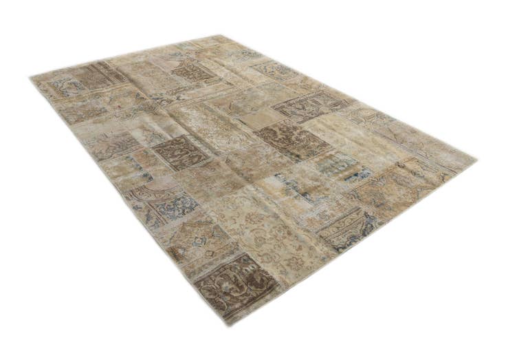 Detail image of 6' 8 x 10' Hand Knotted Ultra Vintage Persian Wool Rug