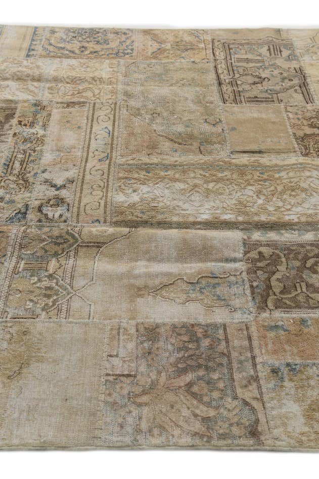 Detail image of 6' 8 x 10' Hand Knotted Ultra Vintage Persian Wool Rug