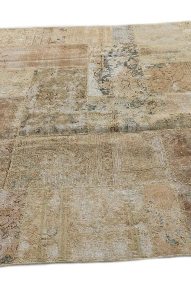 Detail image of 6' 10 x 10' 3 Hand Knotted Ultra Vintage Persian Wool Rug