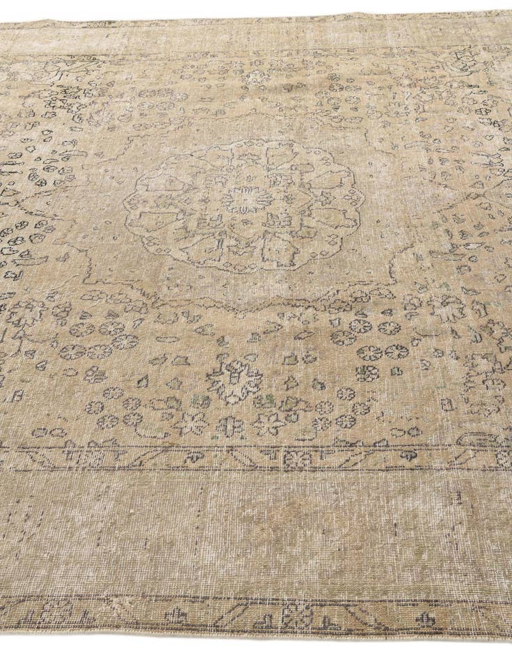Detail image of 7' 9 x 11'  Hand Knotted Ultra Vintage Persian Wool Rug