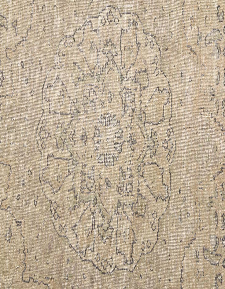 Detail image of 7' 9 x 11'  Hand Knotted Ultra Vintage Persian Wool Rug