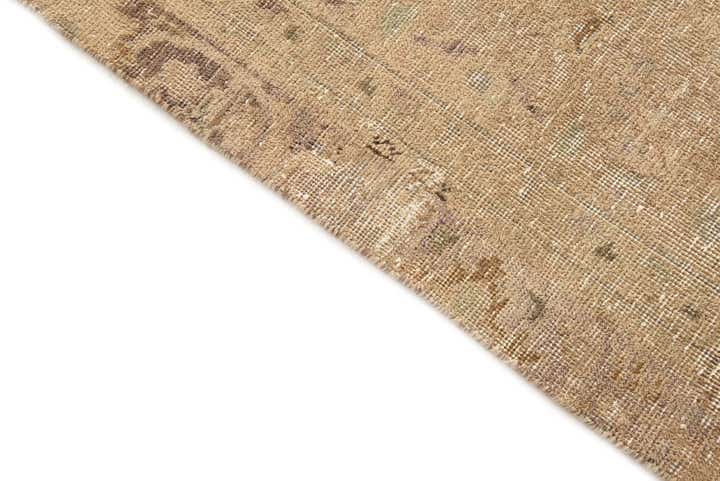 5' 6 x 8' 9 Hand Knotted Ultra Vintage Persian Wool Rug