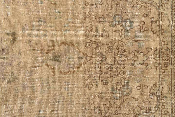 5' 6 x 8' 9 Hand Knotted Ultra Vintage Persian Wool Rug