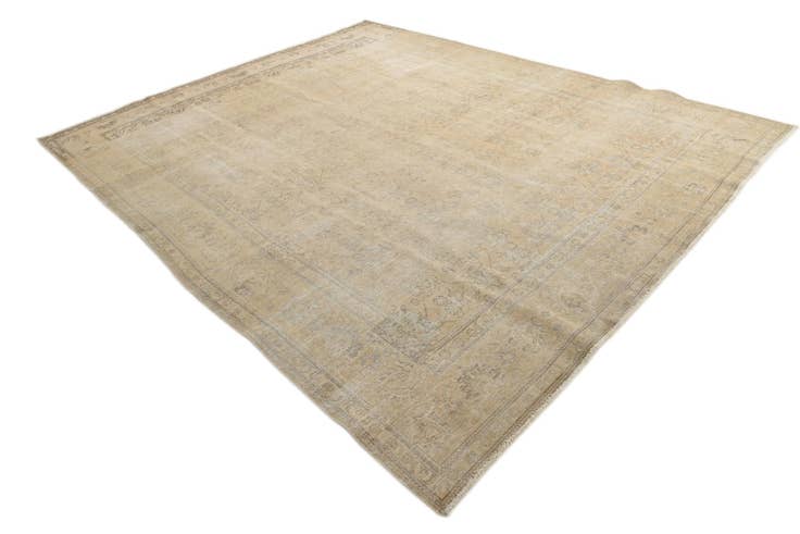 Detail image of 9' 6 x 12' 1 Hand Knotted Ultra Vintage Persian Wool Rug