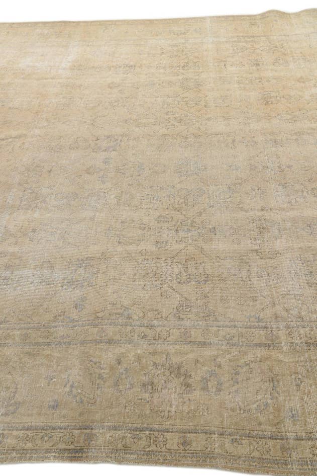 Detail image of 9' 6 x 12' 1 Hand Knotted Ultra Vintage Persian Wool Rug