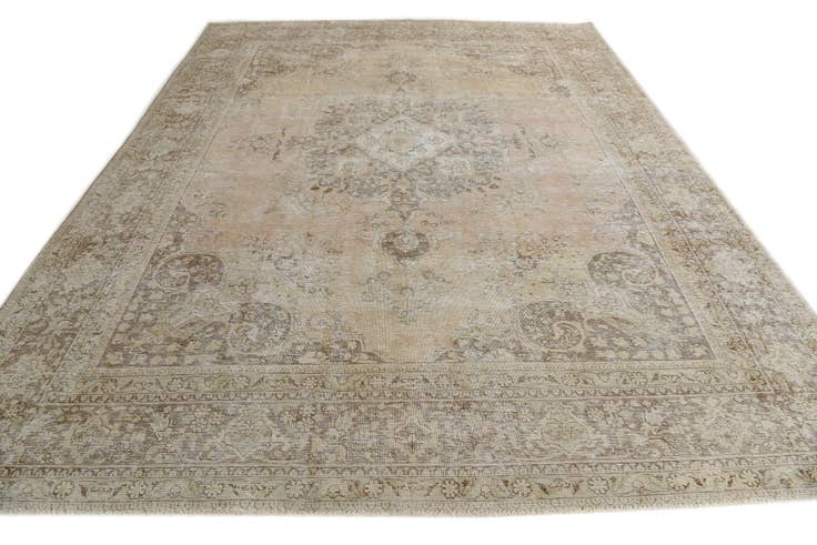 Detail image of 9' 9 x 12' 9 Hand Knotted Ultra Vintage Persian Wool Rug