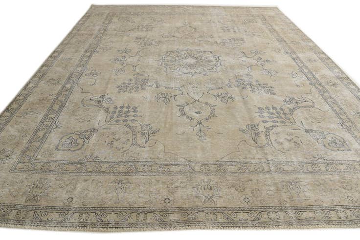 Detail image of 9' 6 x 12' 2 Hand Knotted Ultra Vintage Persian Wool Rug