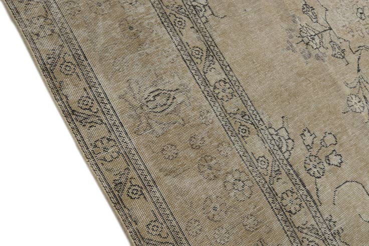 Detail image of 9' 6 x 12' 2 Hand Knotted Ultra Vintage Persian Wool Rug