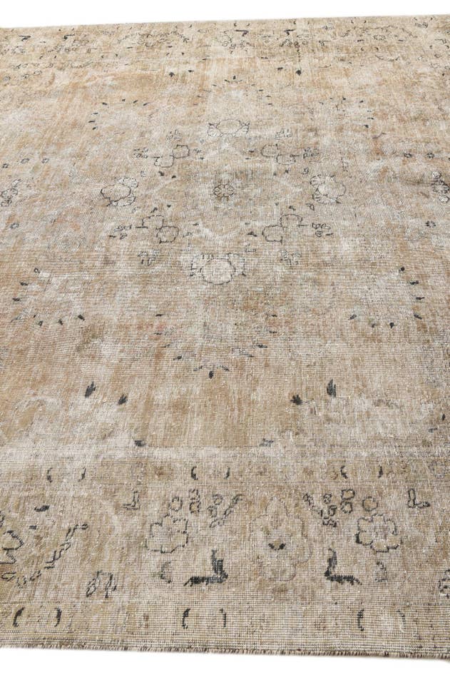 Detail image of 9' 8 x 11' 10 Hand Knotted Ultra Vintage Persian Wool Rug