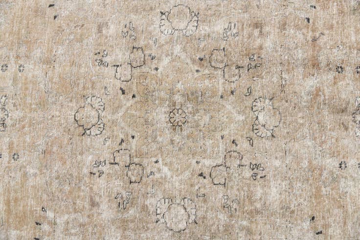 Detail image of 9' 8 x 11' 10 Hand Knotted Ultra Vintage Persian Wool Rug