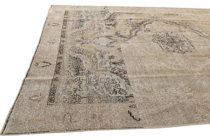 Detail image of 8' 10 x 12' 2 Hand Knotted Ultra Vintage Persian Wool Rug