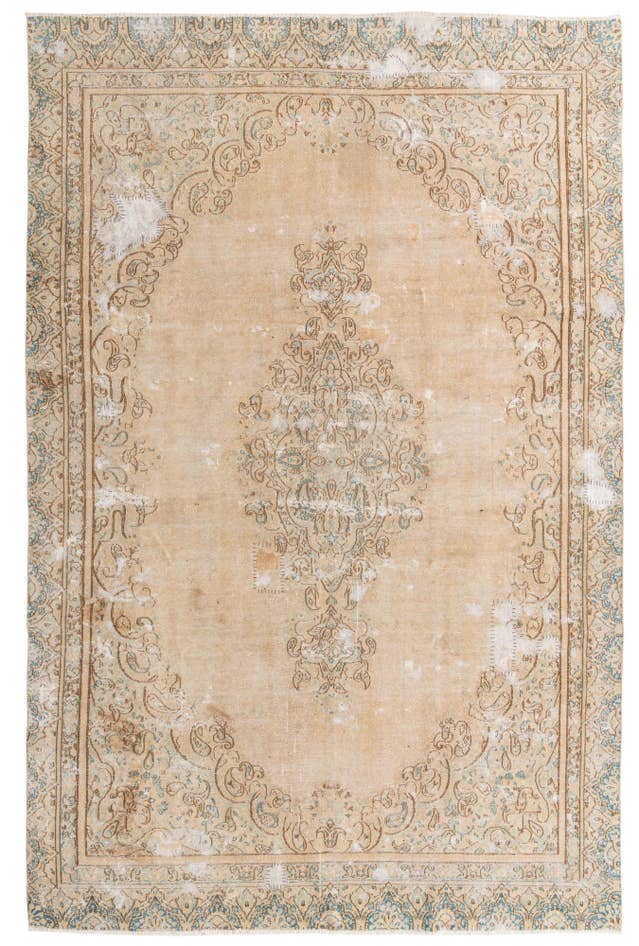 Detail image of 7' 4 x 11' 2 Hand Knotted Ultra Vintage Persian Wool Rug