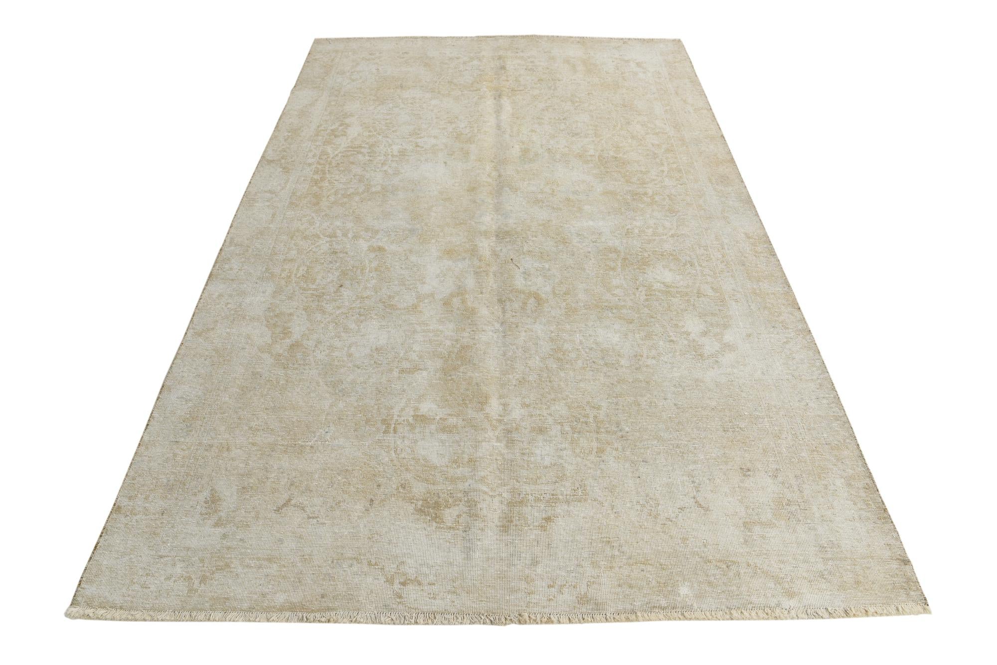 6' x 9' 4 Hand Knotted Ultra Vintage Persian Wool Rug