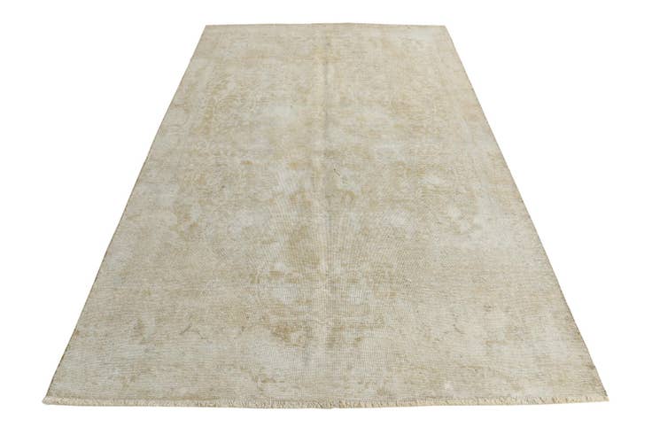 Detail image of 6' x 9' 4 Hand Knotted Ultra Vintage Persian Wool Rug