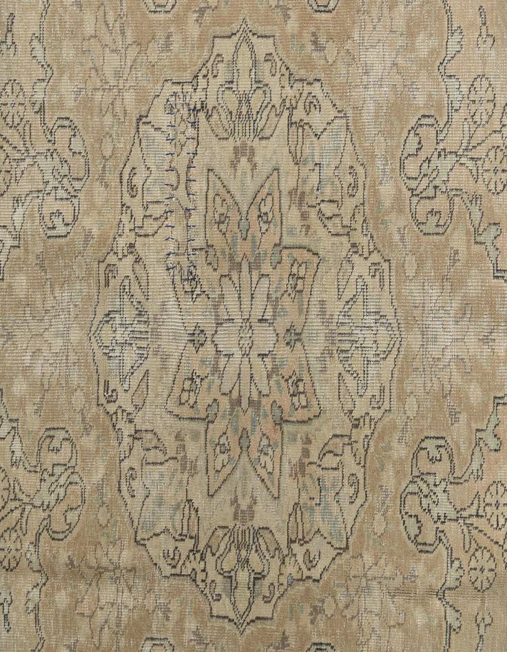 Detail image of 9' 5 x 12' 10  Hand Knotted Ultra Vintage Persian Wool Rug