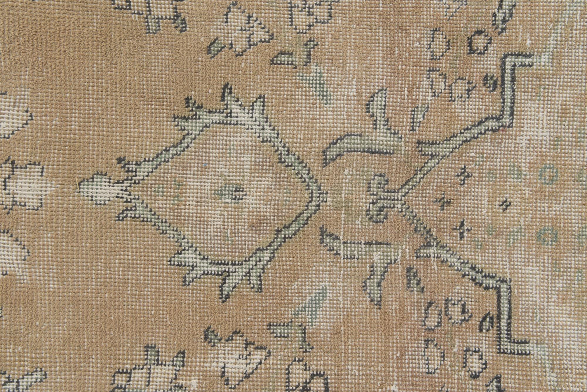 6' 9 x 9' 8 Hand Knotted Ultra Vintage Persian Wool Rug