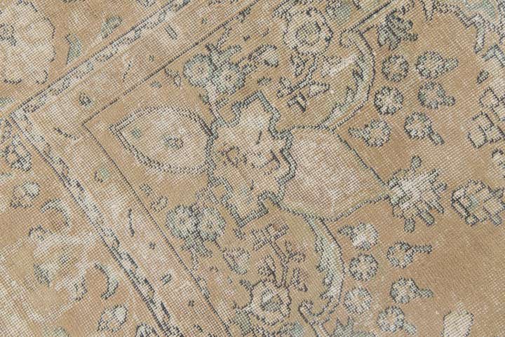 6' 9 x 9' 8 Hand Knotted Ultra Vintage Persian Wool Rug