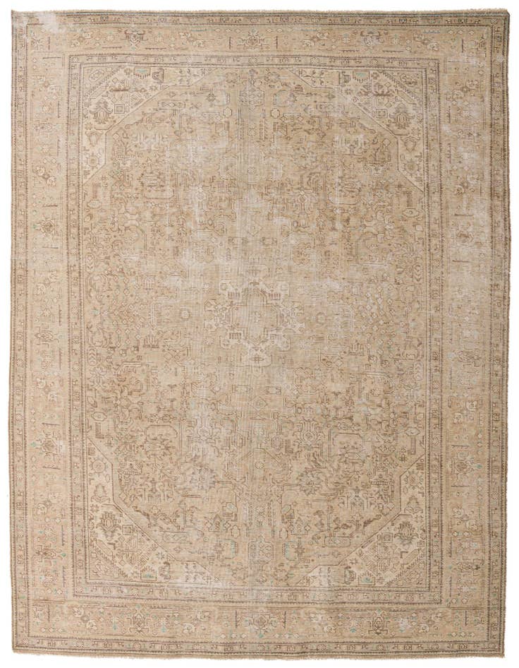 Detail image of 9' 6 x 12' 7 Hand Knotted Ultra Vintage Persian Wool Rug