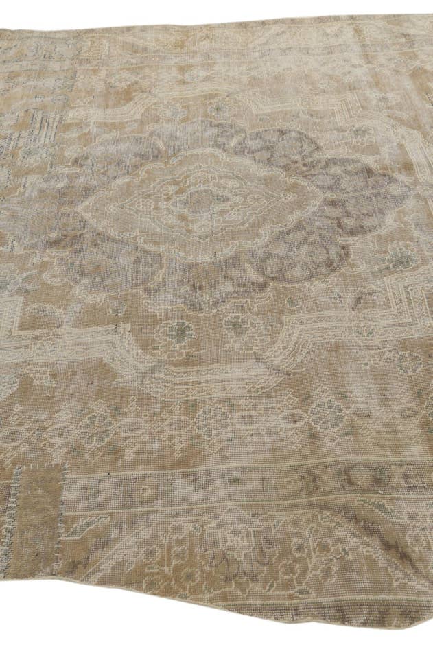 Detail image of 7' 7 x 11' 3 Hand Knotted Ultra Vintage Persian Wool Rug