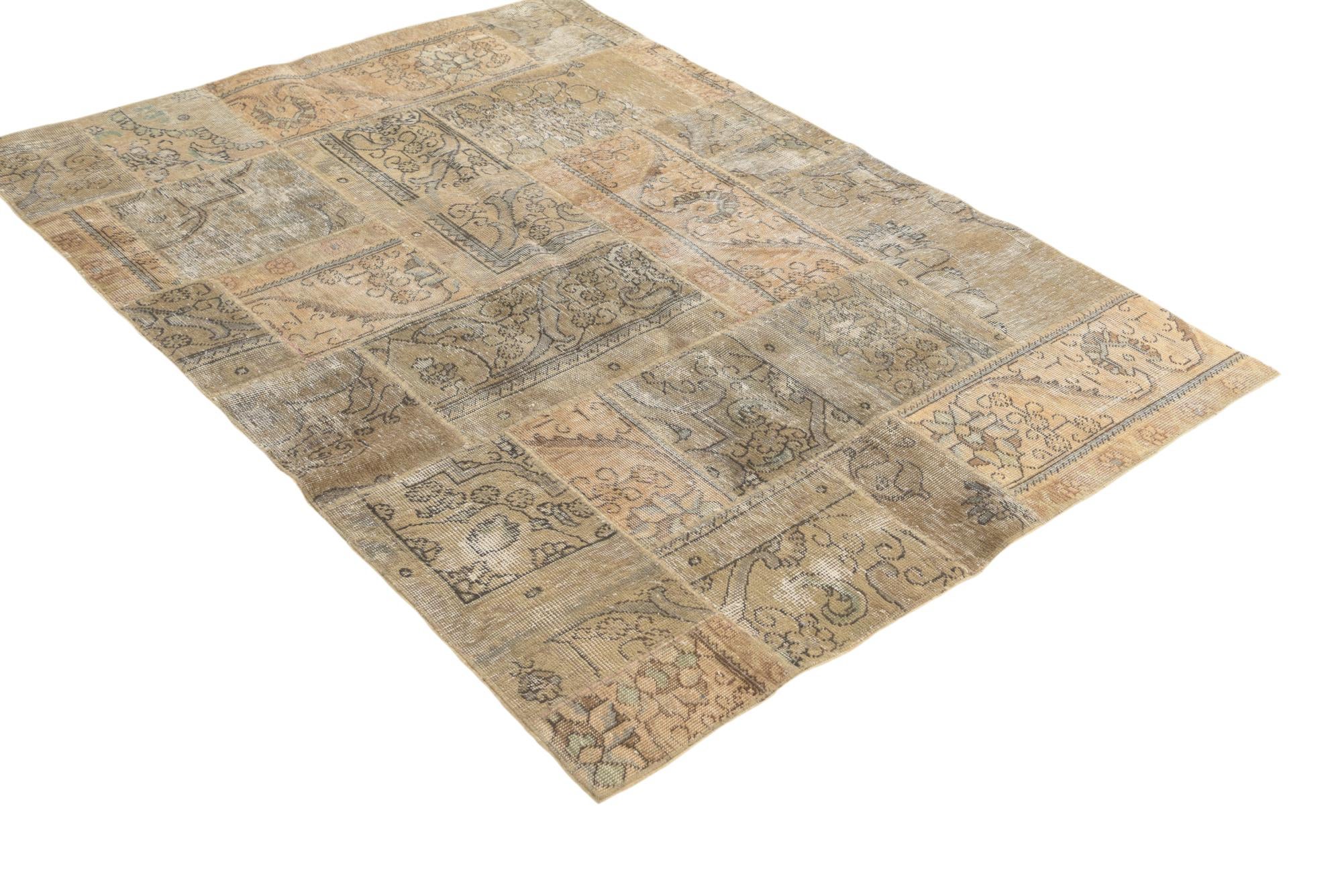 5' 1 x 6' 9 Hand Knotted Ultra Vintage Persian Wool Rug