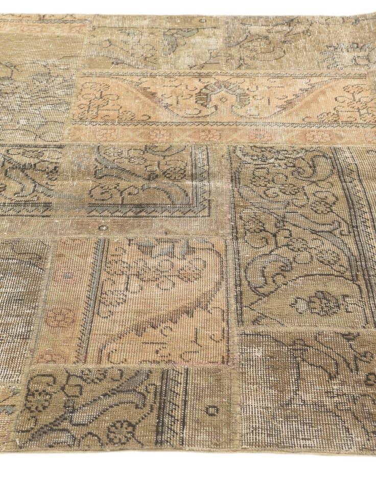Detail image of 5' 1 x 6' 9  Hand Knotted Ultra Vintage Persian Wool Rug