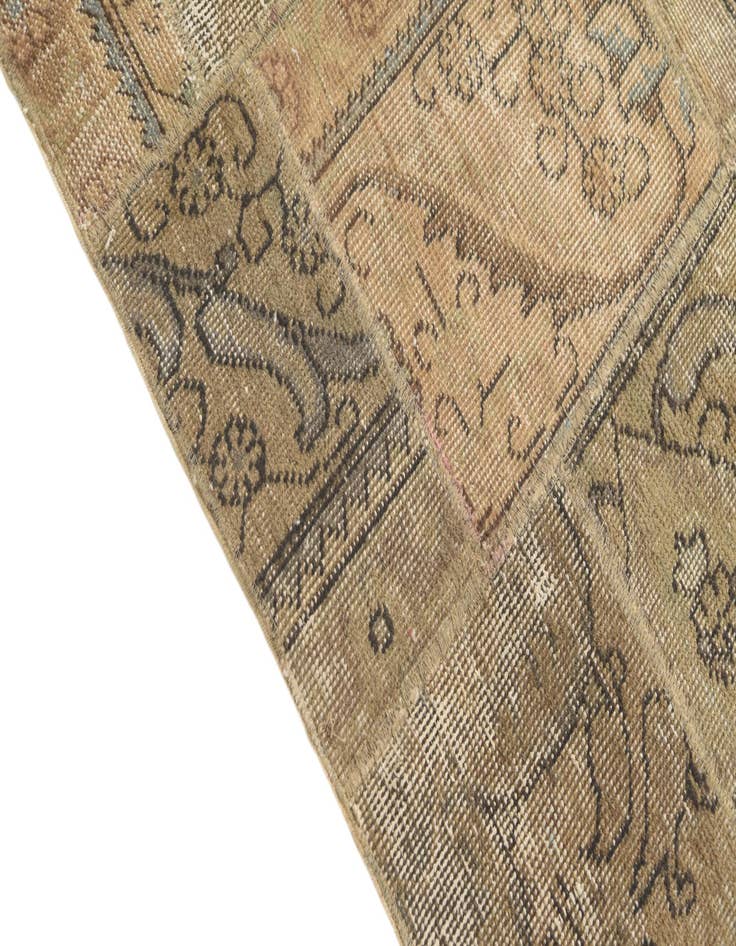 Detail image of 5' 1 x 6' 9  Hand Knotted Ultra Vintage Persian Wool Rug