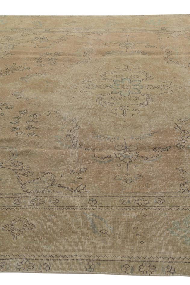 Detail image of 9' 3 x 12' 5 Hand Knotted Ultra Vintage Persian Wool Rug