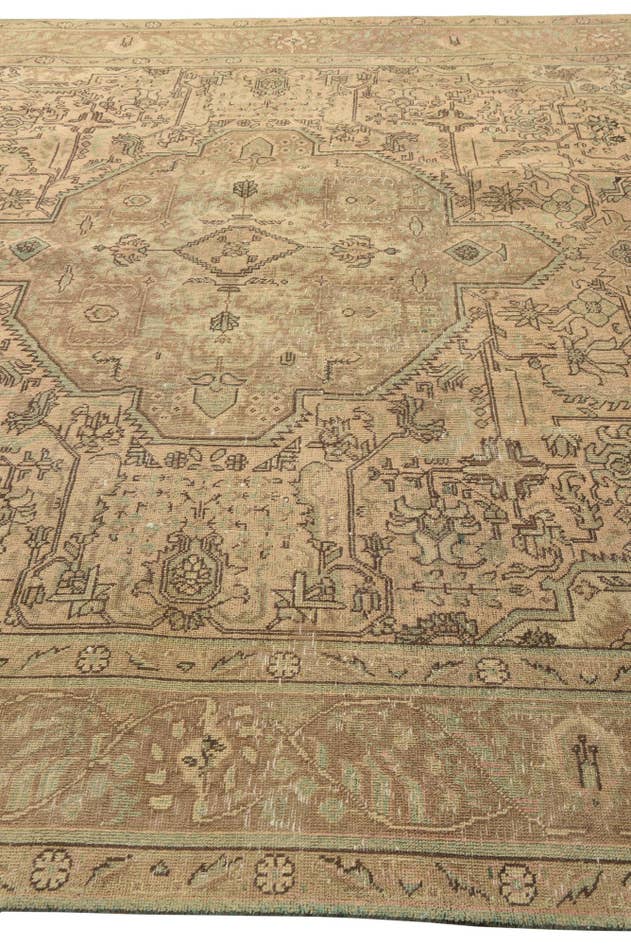 Detail image of 9' 6 x 12' 9 Hand Knotted Ultra Vintage Persian Wool Rug