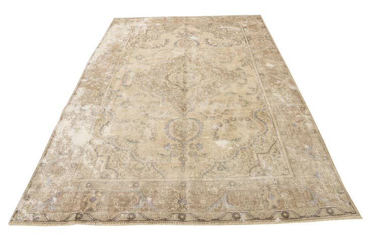 Detail image of 6' 7 x 9' 2 Hand Knotted Ultra Vintage Persian Wool Rug