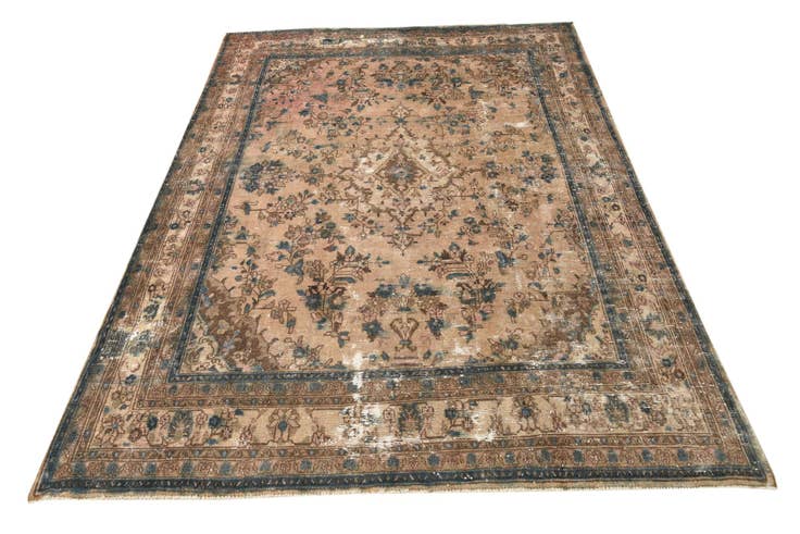 Detail image of 8' 8 x 12' 2 Hand Knotted Ultra Vintage Persian Wool Rug
