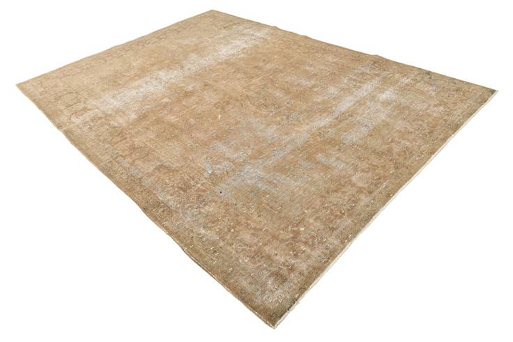 Detail image of 230cm x 325cm Hand Knotted Ultra Vintage Persian Wool Rug
