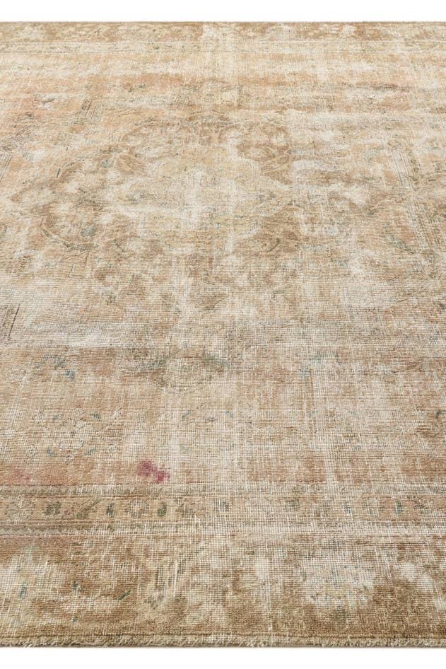 Detail image of 8' 10 x 11' 10 Hand Knotted Ultra Vintage Persian Wool Rug