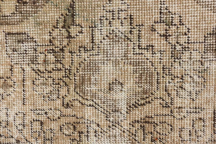 Detail image of 3' x 4' 8 Hand Knotted Ultra Vintage Persian Wool Rug