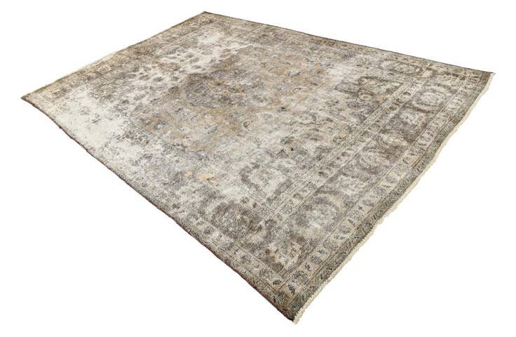 Detail image of 7' x 9' 8 Hand Knotted Ultra Vintage Persian Wool Rug