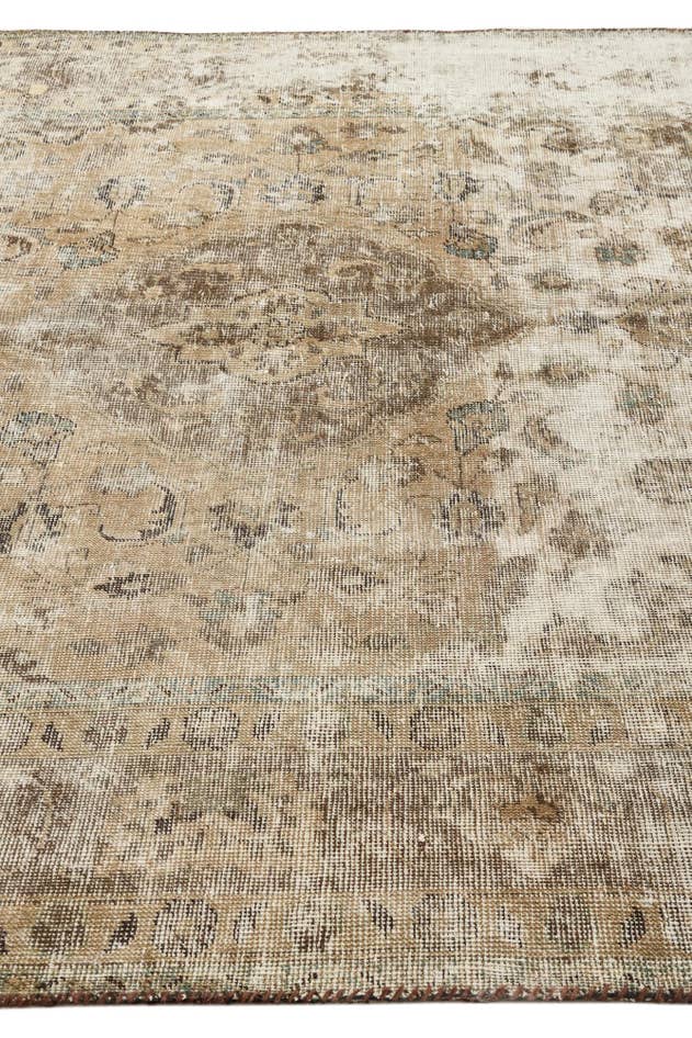 Detail image of 7' x 9' 8 Hand Knotted Ultra Vintage Persian Wool Rug