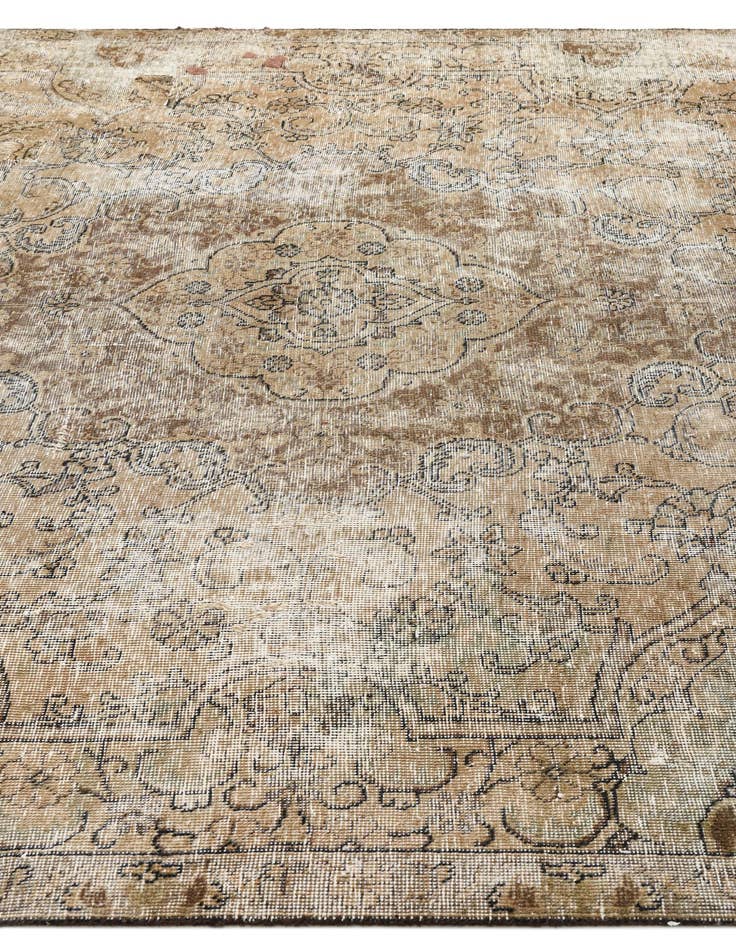 Detail image of 7' 6 x 10' 9  Hand Knotted Ultra Vintage Persian Wool Rug