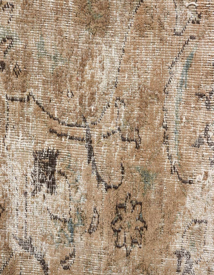 Detail image of 6' 8 x 9' 4  Hand Knotted Ultra Vintage Persian Wool Rug