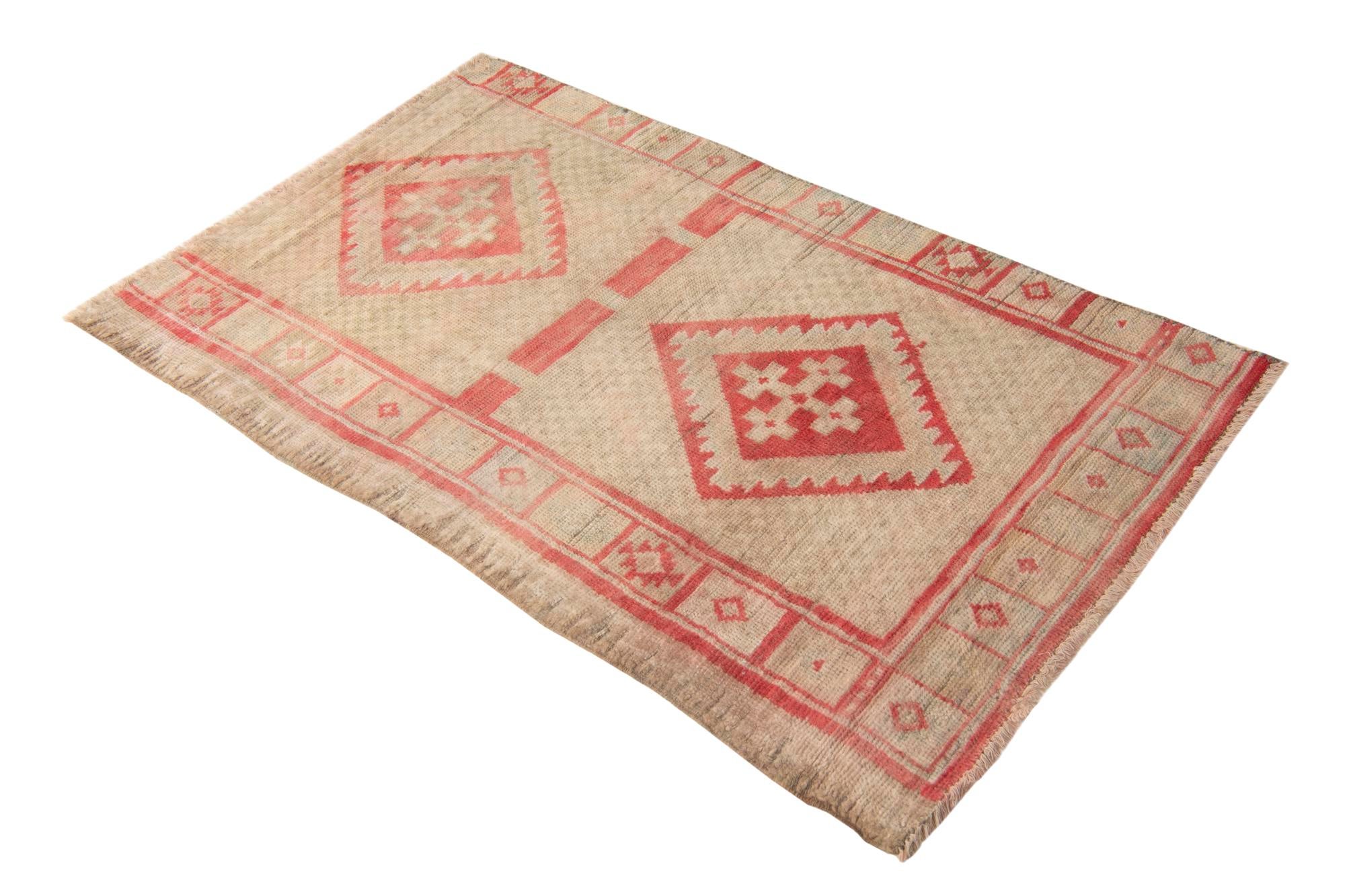 2' 9 x 4' 5 Hand Knotted Ultra Vintage Persian Wool Rug