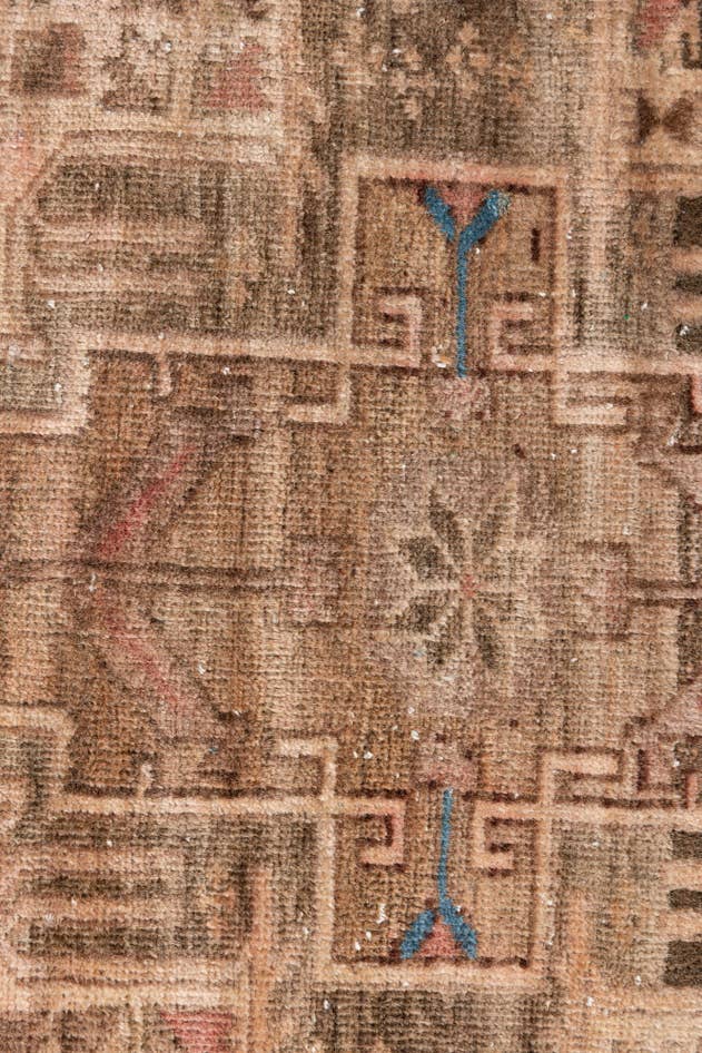 Detail image of 2' 10 x 4' 3 Hand Knotted Ultra Vintage Persian Wool Rug