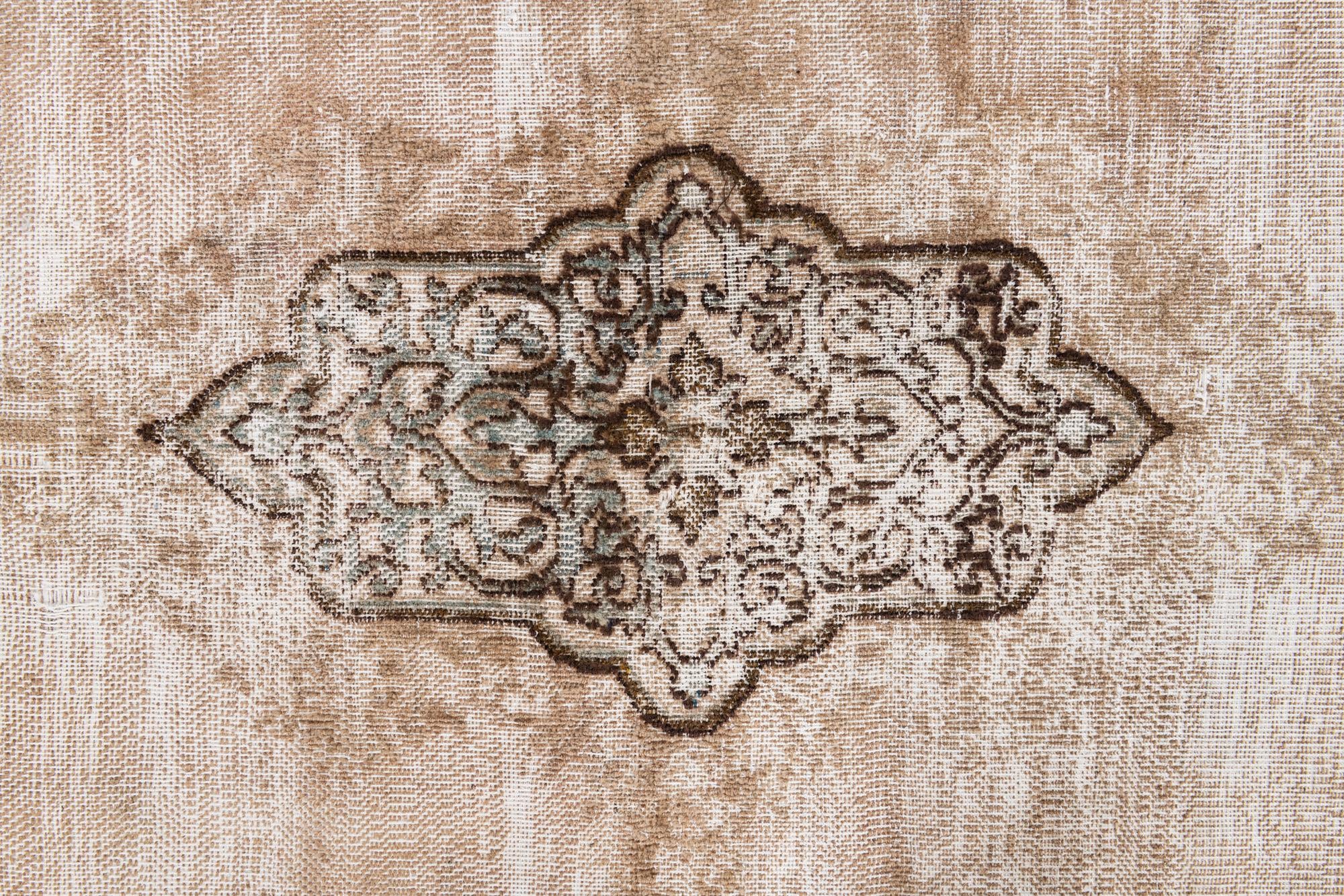 2' 10 x 5' 7 Hand Knotted Ultra Vintage Persian Wool Rug