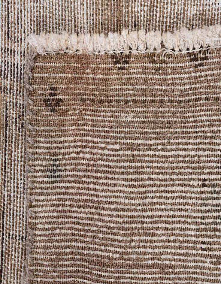 Detail image of 5' x 9'  Hand Knotted Ultra Vintage Persian Wool Rug